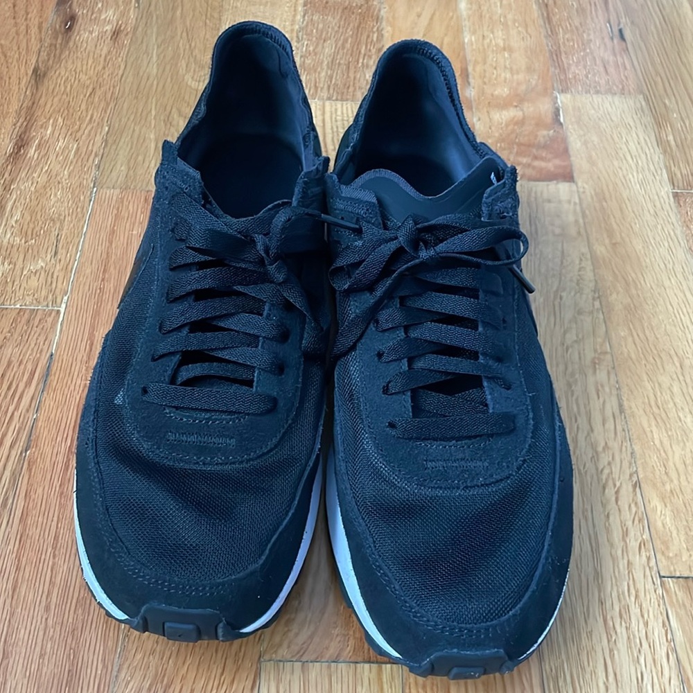 Nike Waffles US Men’s 10.0 Black [Lightly Used]